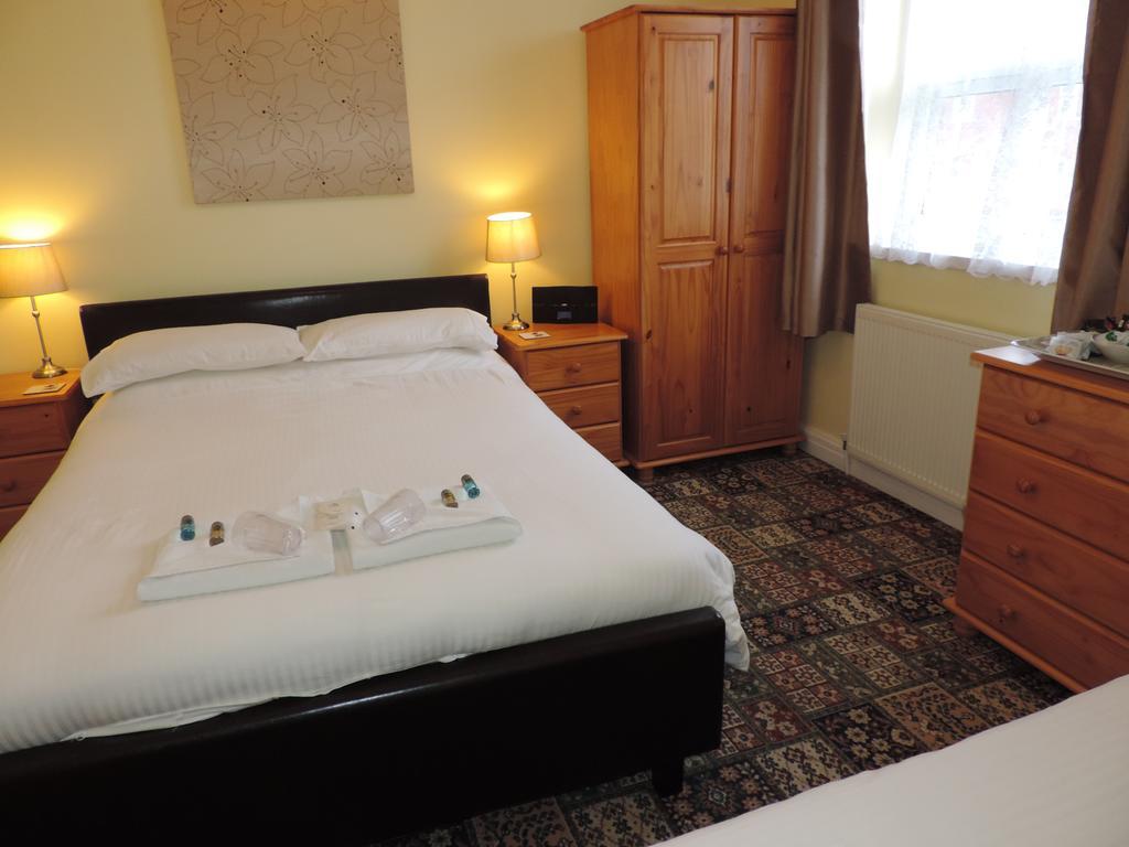 The Draytonian Hotel Blackpool Room photo